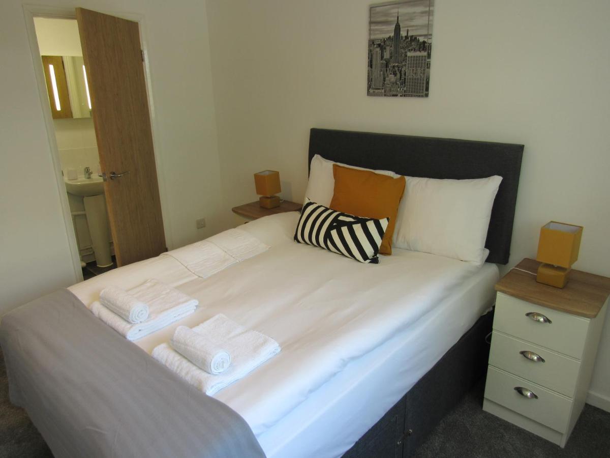 The Cambridge Suites - Tas Accommodations Dış mekan fotoğraf