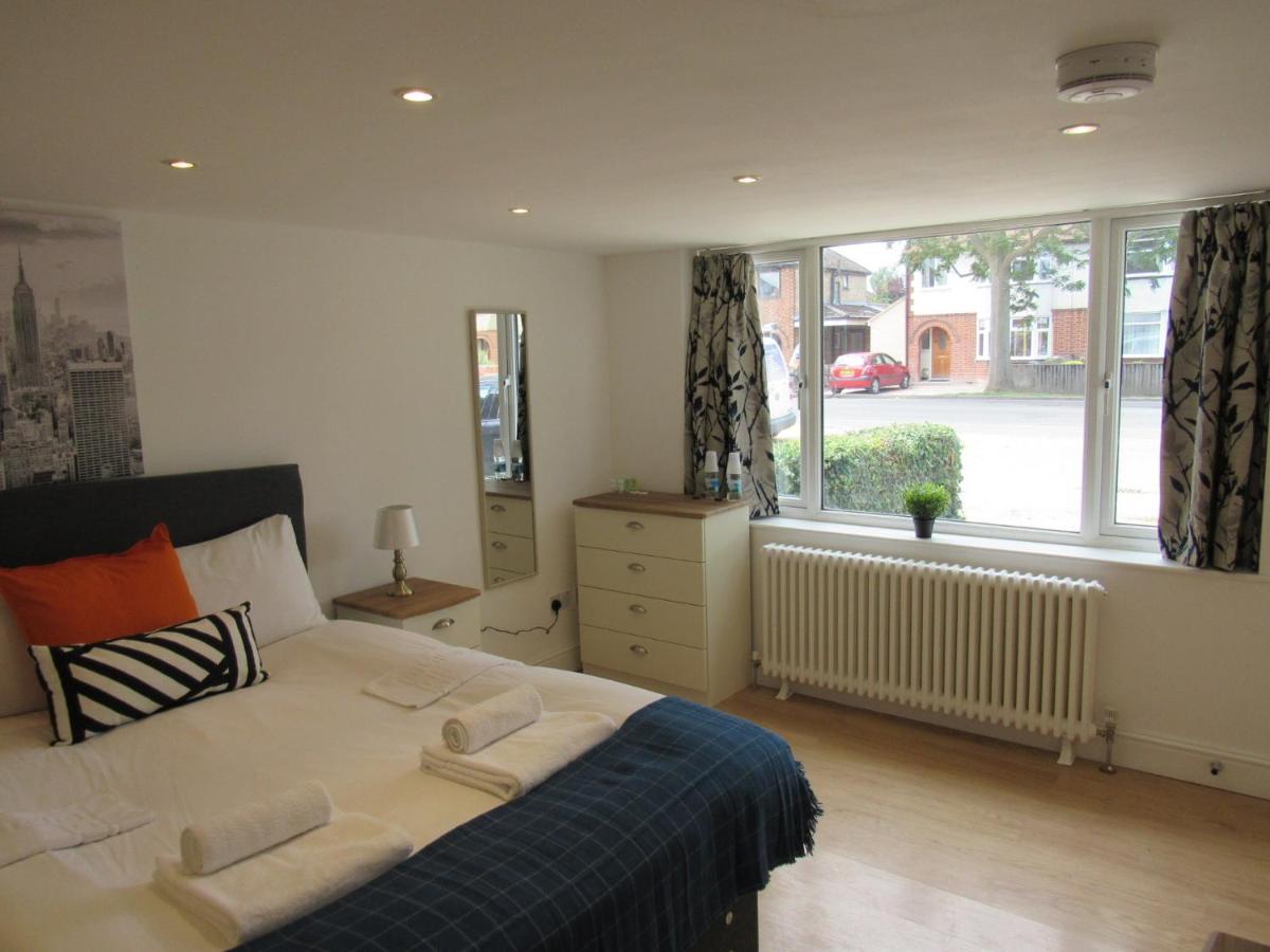 The Cambridge Suites - Tas Accommodations Dış mekan fotoğraf